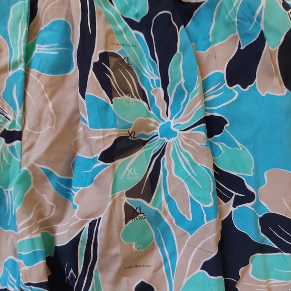 Tommy Hilfiger Ruffle Shorts - Picture 4 of 9